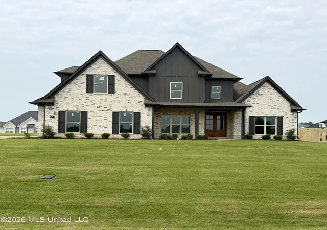 Photo 1 of Single family home for sale at 1711 Caribe Dr, Nesbit, MS 38651 | MLS# 4152910 | Listing updated on 2026-09-13