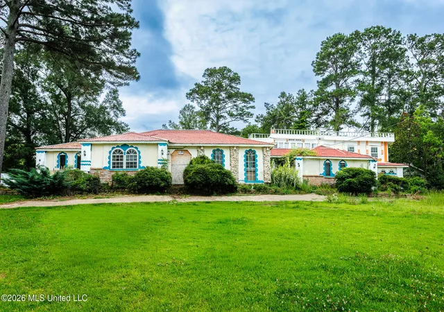 Photo 1 of Single family home for sale at 4582 Hanging Moss Rd, Jackson, MS 39206 | MLS# 4152357 | Listing updated on 2026-07-28