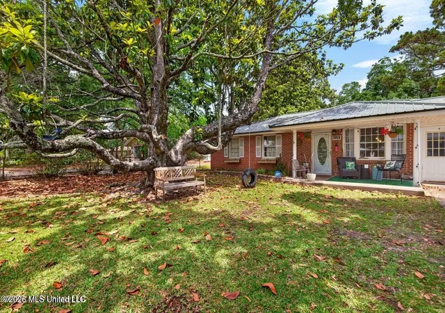 Photo 2 of Single family home for sale at 1919 Stuart Ave, Ocean Springs, MS 39564 | MLS# 4152370 | Listing updated on 2026-08-30