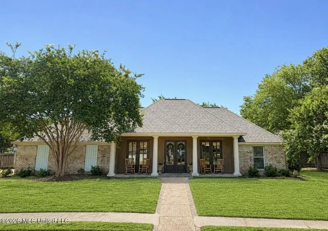 Photo 1 of Single family home for sale at 285 Lighthouse Ln, Brandon, MS 39047 | MLS# 4152380 | Listing updated on 2026-08-31
