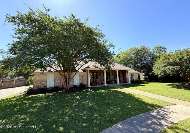 Photo 2 of Single family home for sale at 285 Lighthouse Ln, Brandon, MS 39047 | MLS# 4152380 | Listing updated on 2026-08-31