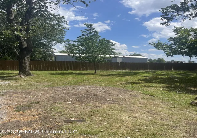 Homes for sale in Tunica, MS | 2408 N Old Hwy 61, Tunica, MS 38676 | MLS# 4152374