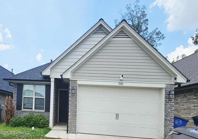 Photo 1 of Single family home for sale at 7945 Gardendale Dr, Olive Branch, MS 38654 | MLS# 4152376 | Listing updated on 2026-06-11