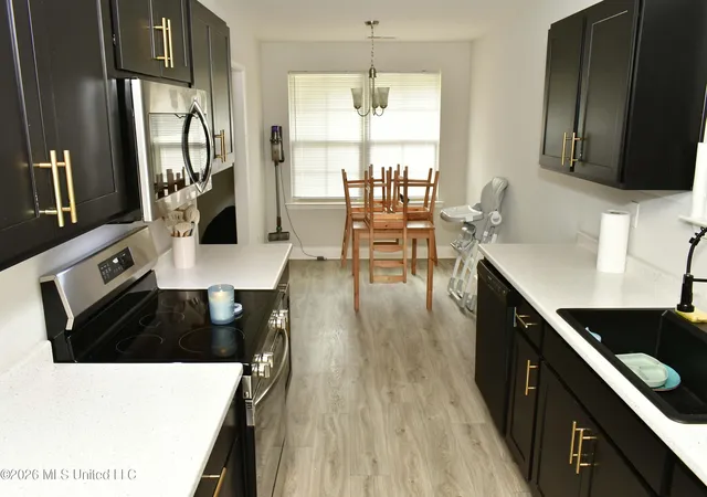 Photo 4 of Single family home for sale at 7945 Gardendale Dr, Olive Branch, MS 38654 | MLS# 4152376 | Listing updated on 2026-06-11