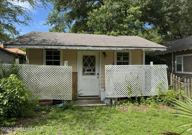 37th image of 903 Columbus Dr, Pascagoula, MS 39567 | MLS# 4152385