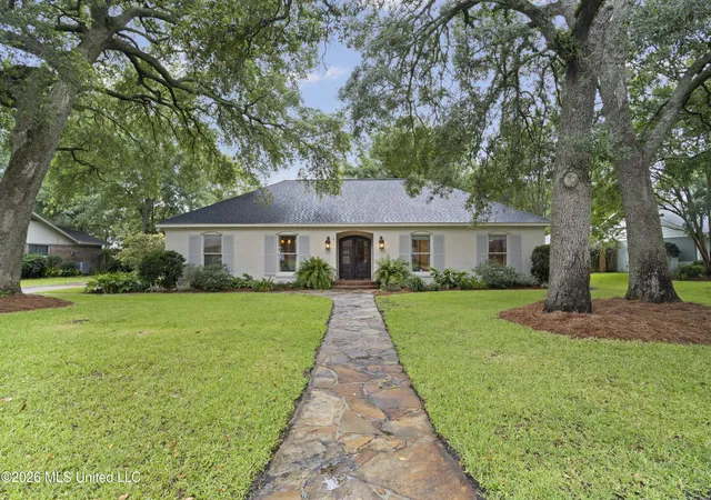 Homes for sale in Gulfport, MS | 45 Greenbriar Dr, Gulfport, MS 39507 | MLS# 4155010