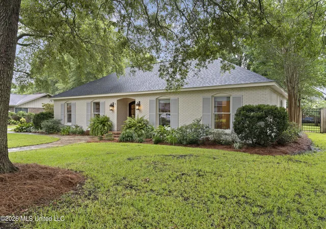 Homes for sale in Gulfport, MS | 45 Greenbriar Dr, Gulfport, MS 39507 | MLS# 4155010