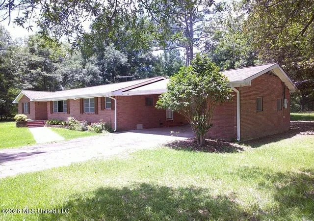 Homes for sale in Monticello, MS | 908 F E Sellers Hwy, Monticello, MS 39654 | MLS# 4152413