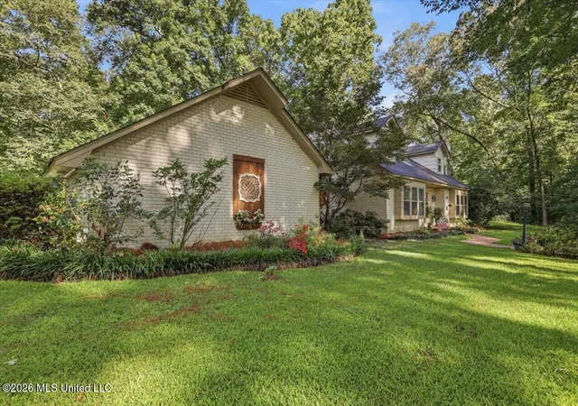 Homes for sale in Florence, MS | 433 N Church St, Florence, MS 39073 | MLS# 4152466