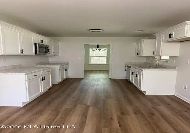 3rd image of 8667 Chesterfield Dr, Southaven, MS 38671 | MLS# 4152791