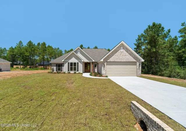 Photo 2 of Single family home for sale at 21 Redmont Dr, Sumrall, MS 39482 | MLS# 4153030 | Listing updated on 2026-08-18