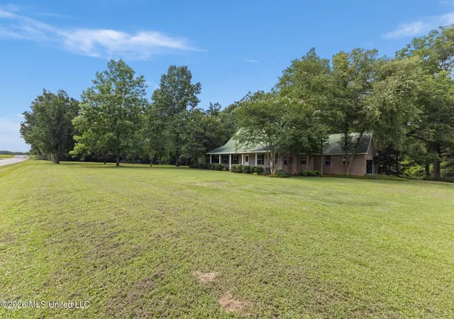 Homes for sale in Collins, MS | 462 Sunset-Williamsburg Rd, Collins, MS 39428 | MLS# 4154709