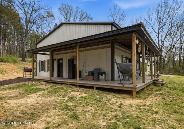 Homes for sale in Byhalia, MS | 14908 Denman Rd, Byhalia, MS 38611 | MLS# 4152565