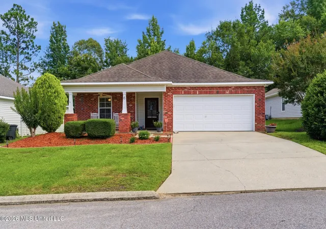 Homes for sale in Hattiesburg, MS | 6 Clear Springs Ct, Hattiesburg, MS 39402 | MLS# 4152536