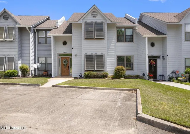 Homes for sale in Gautier, MS | 8122 Fairway Villa Dr, Gautier, MS 39553 | MLS# 4152543