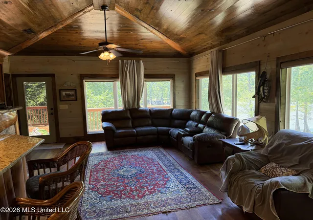 Homes for sale in Yazoo City, MS | 1723 Shoemake Rd, Yazoo City, MS 39194 | MLS# 4152798