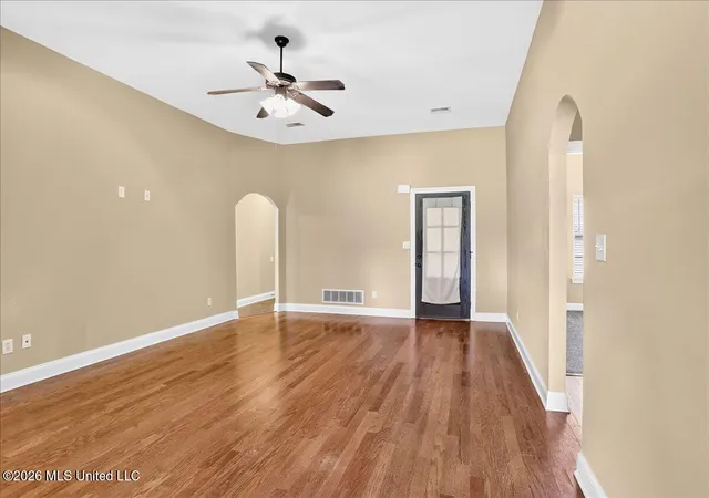 Homes for sale in Hernando, MS | 859 W Fairway Pointe Cvs, Hernando, MS 38632 | MLS# 4153083