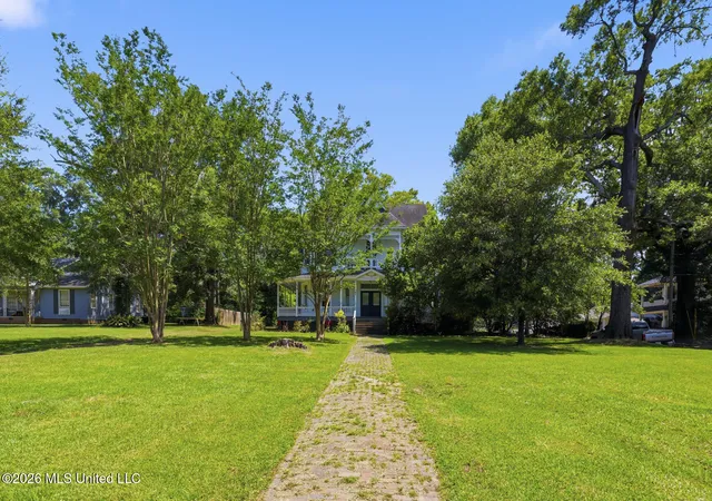 2nd image of 140 E Semmes St, Canton, MS 39046 | MLS# 4152626