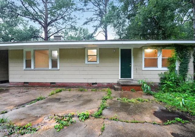Photo 1 of Single family home for sale at 3110 Peterson Dr, Jackson, MS 39212 | MLS# 4153142 | Listing updated on 2026-09-15