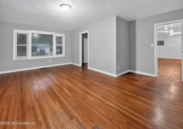Photo 4 of Single family home for sale at 3110 Peterson Dr, Jackson, MS 39212 | MLS# 4153142 | Listing updated on 2026-09-15