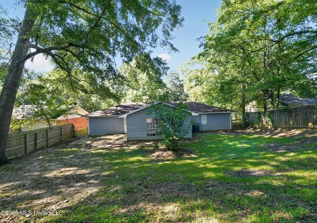 Homes for sale in Clinton, MS | 405 Crestview Dr, Clinton, MS 39056 | MLS# 4153014