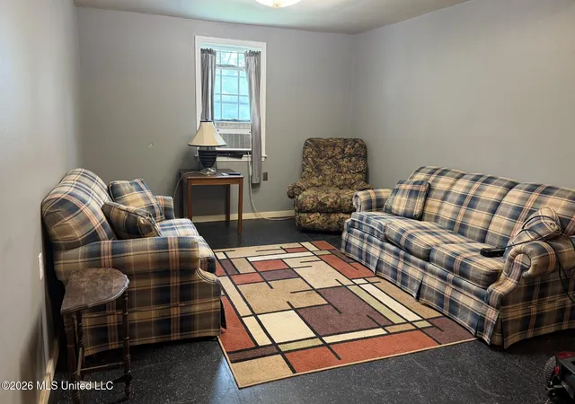 Homes for sale in Waveland, MS | 202 Pine St, Waveland, MS 39576 | MLS# 4152663