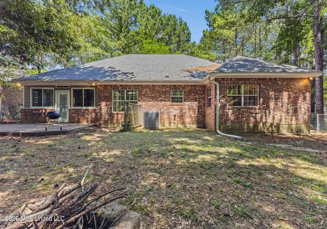 31st image of 28 Bedford Forrest Ln, Hattiesburg, MS 39401 | MLS# 4152658