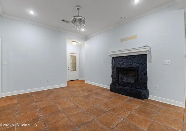 Photo 4 of Single family home for sale at 28 Bedford Forrest Ln, Hattiesburg, MS 39401 | MLS# 4152658 | Listing updated on 2026-09-15