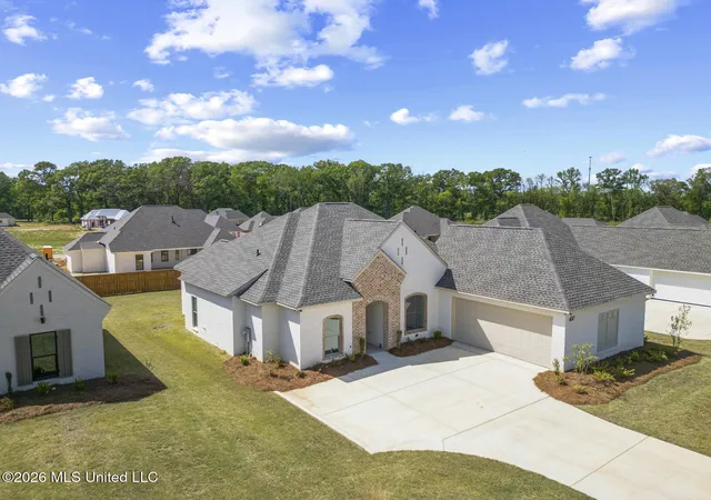 Homes for sale in Canton, MS | 437 Aurora Cir, Canton, MS 39046 | MLS# 4152687