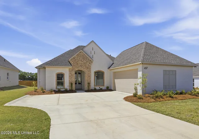 Homes for sale in Canton, MS | 437 Aurora Cir, Canton, MS 39046 | MLS# 4152687
