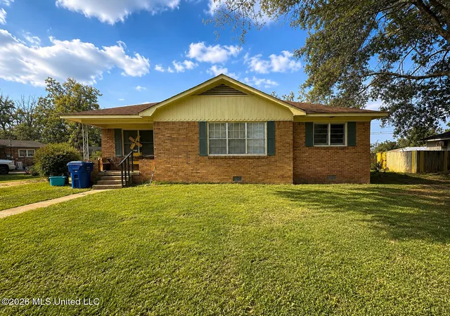 Photo 1 of Single family home for sale at 103 Park St, Batesville, MS 38606 | MLS# 4152670 | Listing updated on 2026-08-19