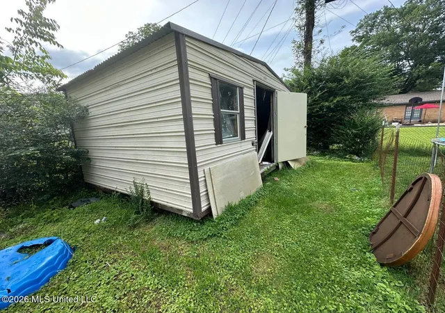 Photo 7 of Single family home for sale at 103 Park St, Batesville, MS 38606 | MLS# 4152670 | Listing updated on 2026-08-19