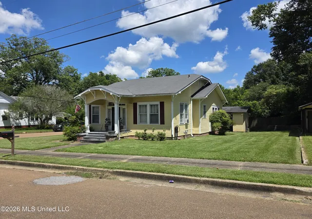 Homes for sale in Mc Comb, MS | 225 S 5Th St, Mc Comb, MS 39648 | MLS# 4152704