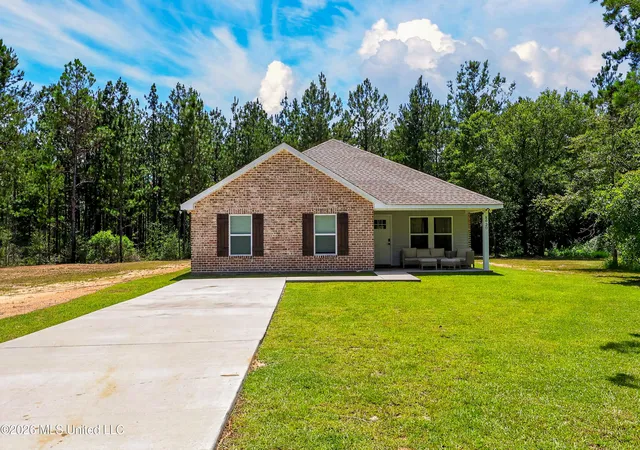 Homes for sale in Perkinston, MS | 8620 Mint Julep Dr, Perkinston, MS 39573 | MLS# 4152765