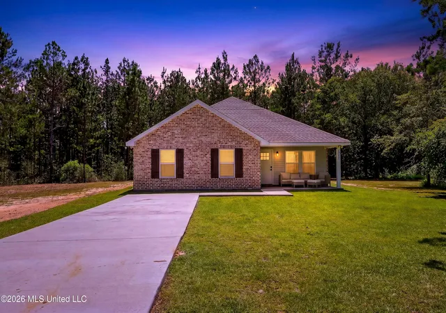 Homes for sale in Perkinston, MS | 8620 Mint Julep Dr, Perkinston, MS 39573 | MLS# 4152765