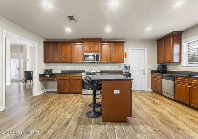 Photo 3 of Single family home for sale at 19532 Morris Pond Rd, Gulfport, MS 39503 | MLS# 4152815 | Listing updated on 2026-09-09