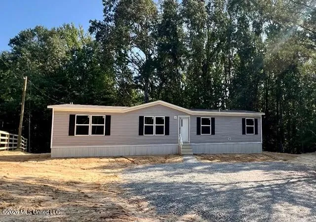 Homes for sale in Florence, MS | 450 Old Enochs Rd, Florence, MS 39073 | MLS# 4152759