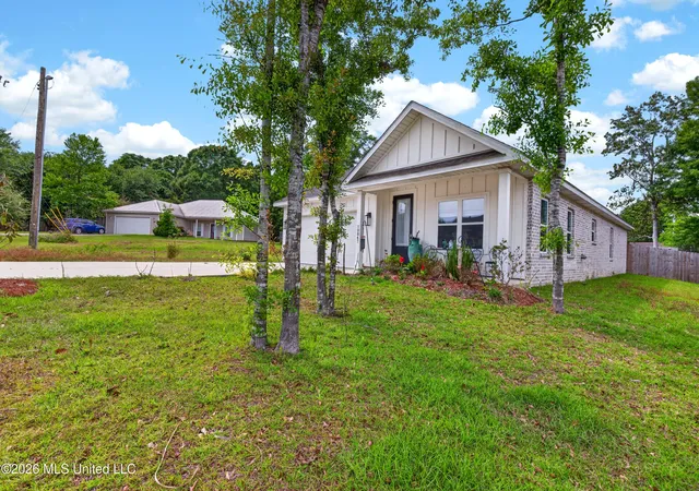 Homes for sale in Diamondhead, MS | 10847 Ala Moana St, Diamondhead, MS 39525 | MLS# 4152734