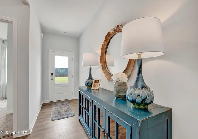 Photo 2 of Single family home for sale at 20 Spirit Dance Dr, Byhalia, MS 38611 | MLS# 4152742 | Listing updated on 2026-08-01