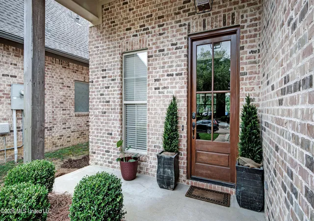 Photo 2 of Single family home for sale at 46 Charleston Cir, Brandon, MS 39047 | MLS# 4153027 | Listing updated on 2026-09-02