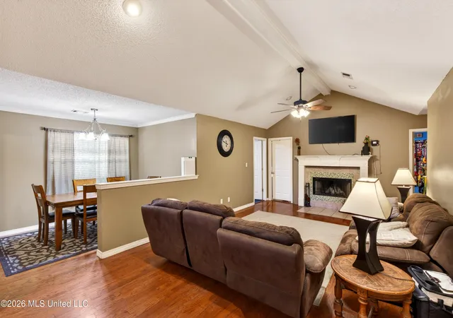 Photo 3 of Single family home for sale at 952 Kalikimaka Pl, Diamondhead, MS 39525 | MLS# 4152762 | Listing updated on 2026-08-31