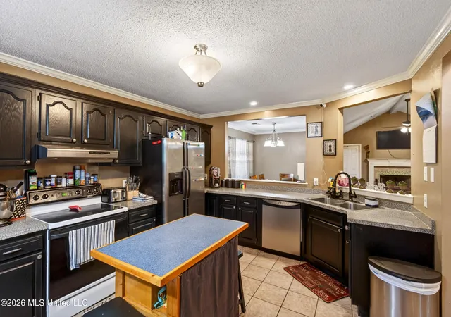 Photo 3 of Single family home for sale at 952 Kalikimaka Pl, Diamondhead, MS 39525 | MLS# 4152762 | Listing updated on 2026-08-31