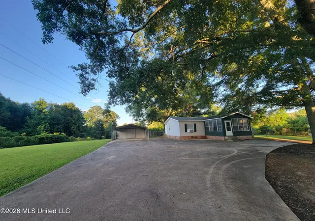 Homes for sale in Lawrence, MS | 2427 Lawrence Hazel Rd, Lawrence, MS 39336 | MLS# 4152763