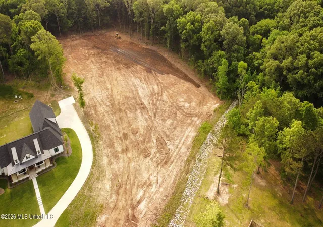 1st image of 174 Hunter's Cvs, Madison, MS 39110 | MLS# 4152784