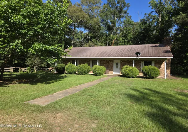 Homes for sale in Wesson, MS | 1008 Tannahill St, Wesson, MS 39191 | MLS# 4152813
