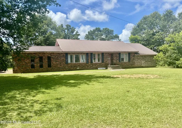 Homes for sale in Tylertown, MS | 166 W Lexie Rd, Tylertown, MS 39667 | MLS# 4152919