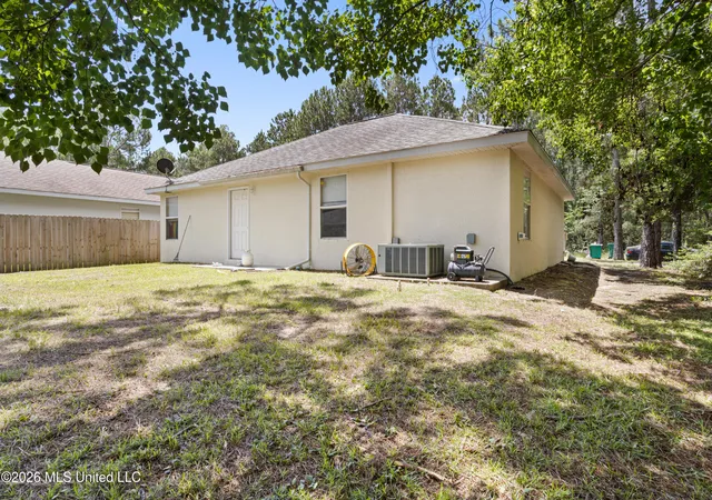 Homes for sale in Bay Saint Louis, MS | 6032 E Oktibbeha St, Bay Saint Louis, MS 39520 | MLS# 4152932