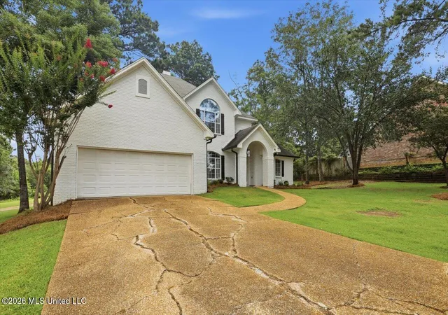 Photo 3 of Single family home for sale at 346 Woodlands Dr, Brandon, MS 39047 | MLS# 4156994 | Listing updated on 2026-07-24