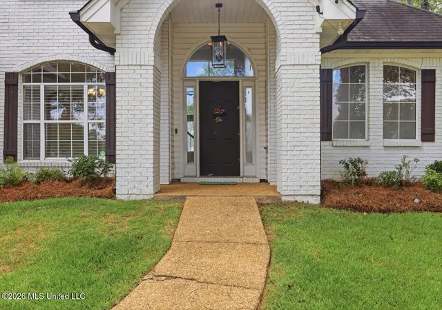 Photo 3 of Single family home for sale at 346 Woodlands Dr, Brandon, MS 39047 | MLS# 4156994 | Listing updated on 2026-07-24