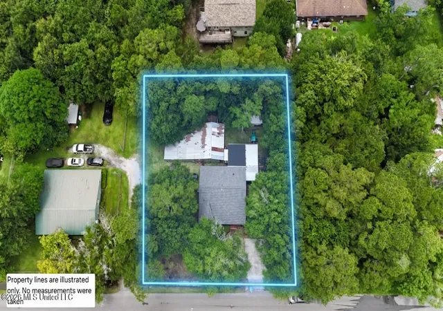 Photo 3 of Single family home for sale at 3001 55th Avenue, Gulfport, MS 39501 | MLS# 4152970 | Listing updated on 2026-09-18